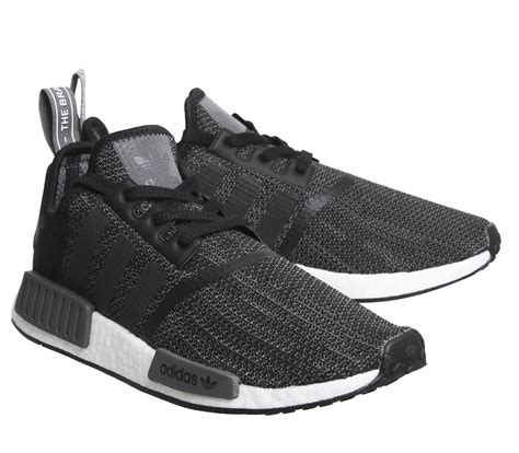 adidas nmdr1 schwarz|adidas nmd r1.